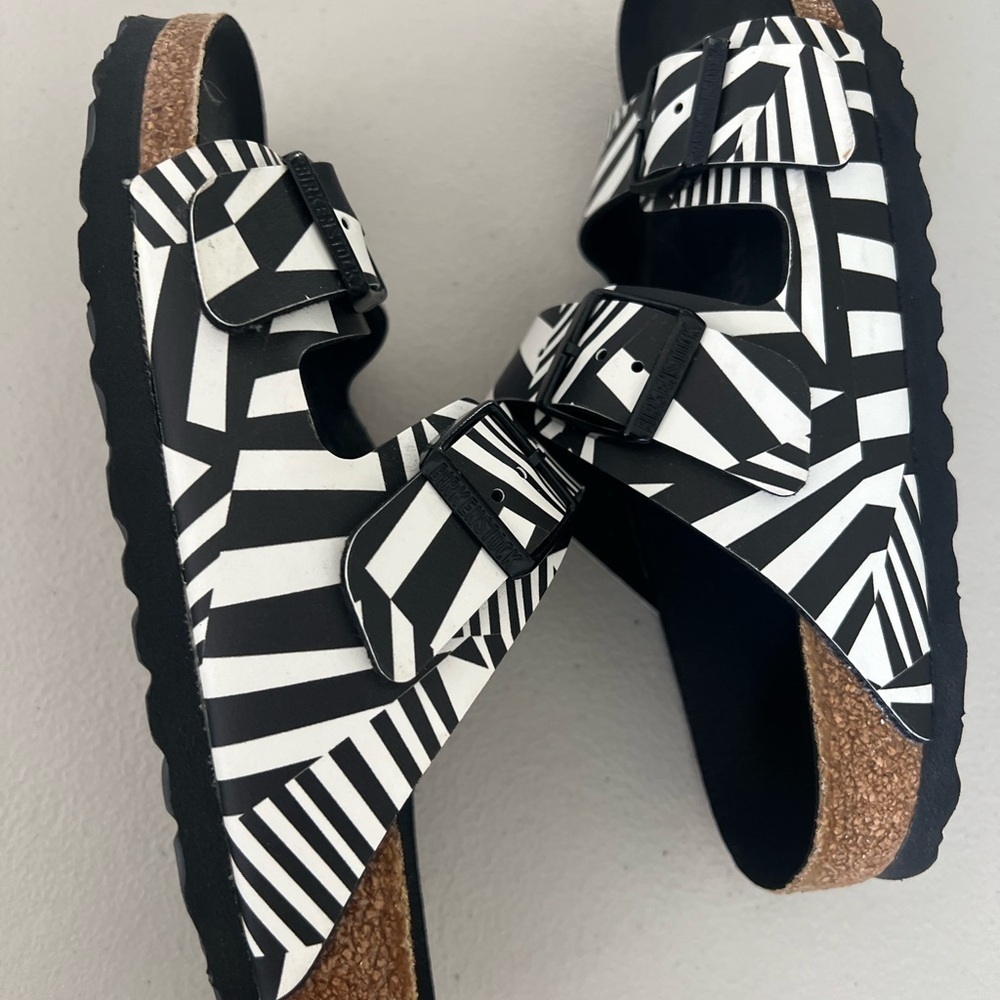 Birkenstock Black and White Zebra Print Sandals Anthropologie Sold Out Sz 6 - Picture 7 of 13